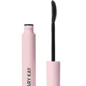 Mary Kay Great Heights Mascara  NEW!  Black